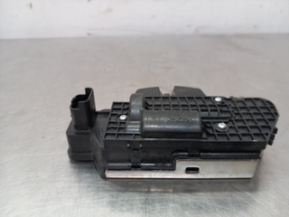CERRADURA MALETERO / PORTON PEUGEOT 2008 YH01 915