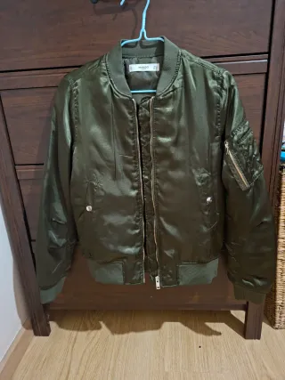 Bomber verde Mango