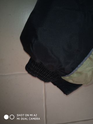Cazadora de invierno negra y beige