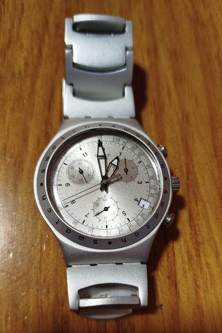 Swatch Irony Aluminio Cronógrafo Plata