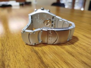 Swatch Irony Aluminio Cronógrafo Plata