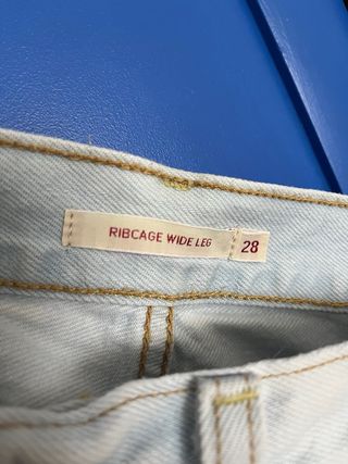 Pantalón Vaquero Levi's Premium acampanado