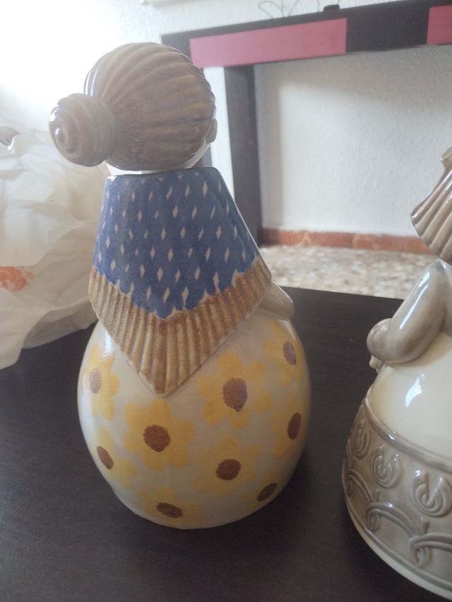 Set di 3 antiche figure in porcellana Valenciana Sanbo