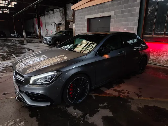 Mercedes CLA 45 AMG Shooting Brake
