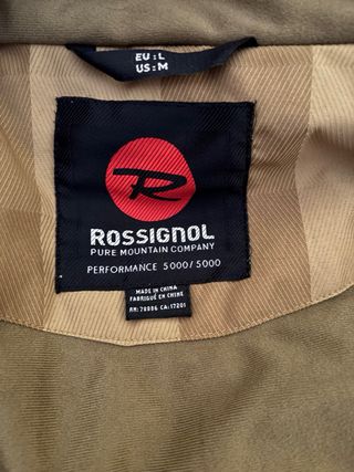 Chaqueta de esquí marrón con rayas