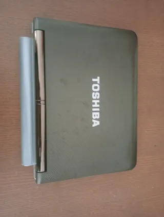 Portátil Toshiba NB-200 Verde/Plateado