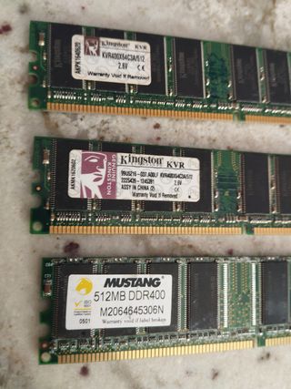 4x Kingston DDR RAM Modules