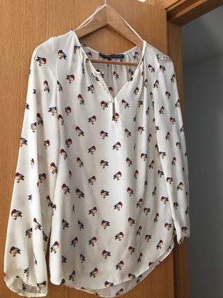Blusa Zara Basic Estampado Pájaros Talla XS