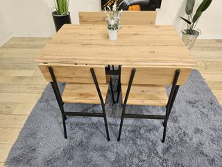 Mesa Comedor Madera y Metal + 4 Sillas