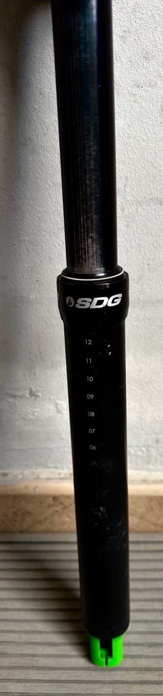 Tija telescópica SDG