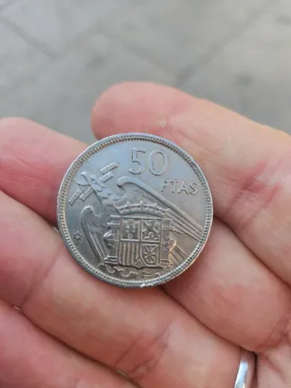 Moneda 50 Pesetas 1957 ( negociable)