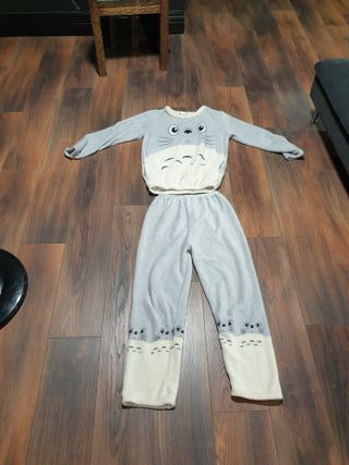 Pijama Totoro 2 piezas gris y blanco