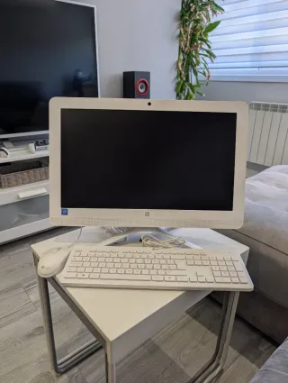 PC Ordenador - Pantalla HP 22" - TODO EN UNO
