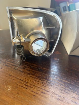 Intermitente delantero derecho Ford Escort MK5