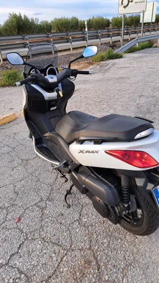 Yamaha XMAX 250 - Abril 2011 - KMS 55.500 