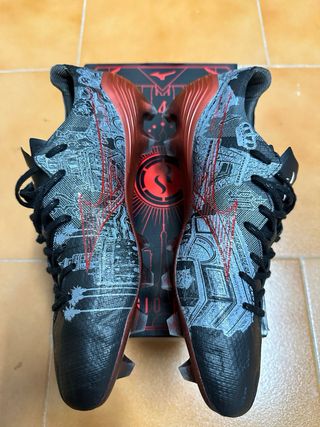 Botas de fútbol Mizuno Sergio Ramos