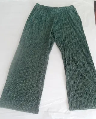 Pantalón estampado Sfera verde