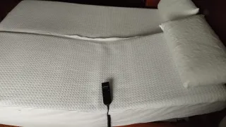 2 Camas Articuladas con Colchones