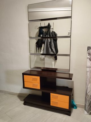 Mueble recibidor con espejo y zapatero