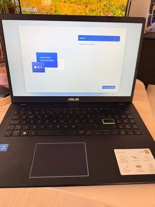 Portátil ASUS E510 Intel Celeron, RAM 4,00GB,