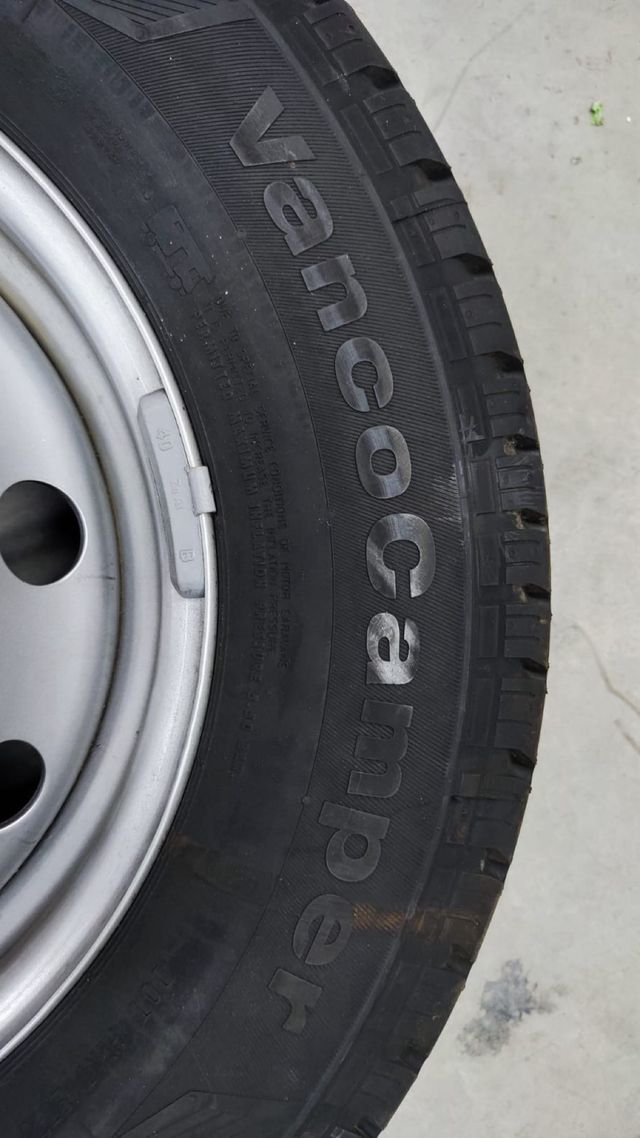 Rueda repuesto autocaravana/furgoneta