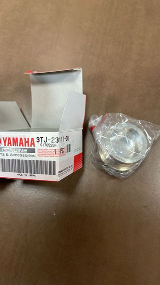 Tornillo Tapa Horquilla Yamaha 3TJ-23111-00