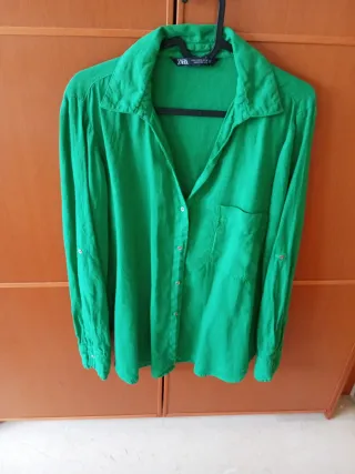 Camisa Zara verde mujer
