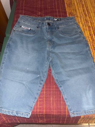 Pantalón corto vaquero azul