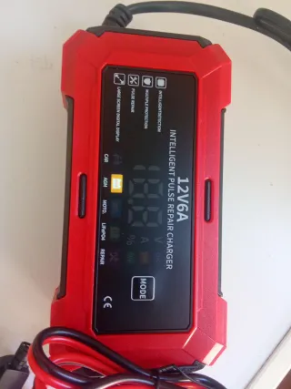 Cargador Batería Coche Moto Inteligente 12V 