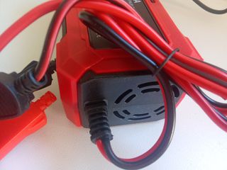 Cargador Batería Coche Moto Inteligente 12V 