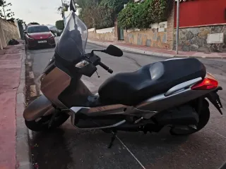 Yamaha Xmax 250