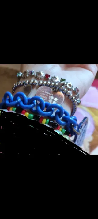 Braccialetti, cavigliera e collane