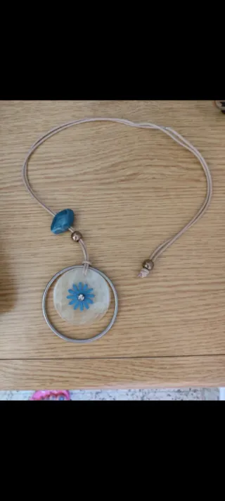 Braccialetti, cavigliera e collane