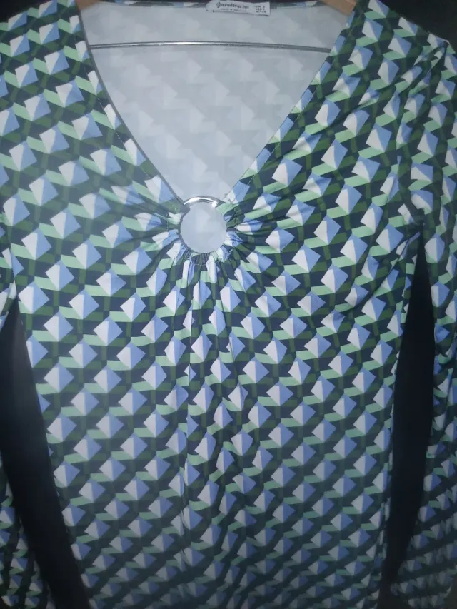 Vestido Stradivarius elástico 