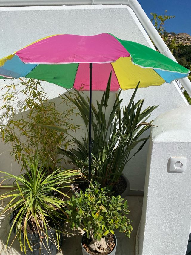 juego de Sombrillas multicolor de tela y plástico