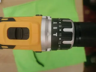 Taladro Dewalt Brushless 20V XR