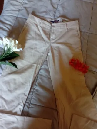 Pantalón Zara Talla 34 Beige