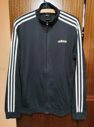 Chaqueta Adidas Negra y Blanca