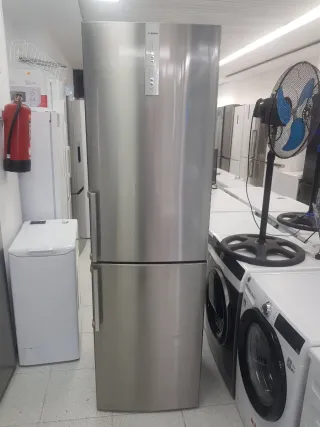Nevera 2,m nofrost marca bosch combi 