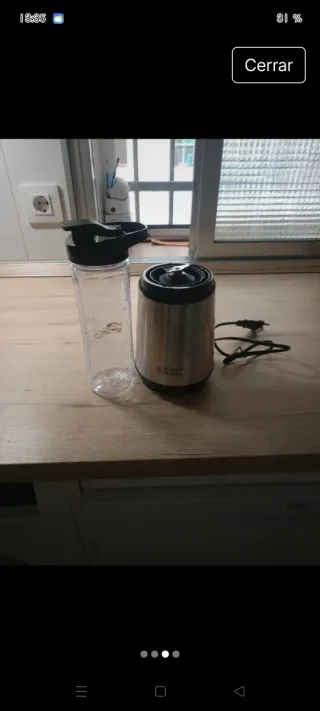 Batidora Russell Hobbs con vaso