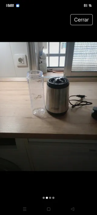 Batidora Russell Hobbs con vaso