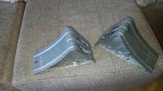 Calzos metálicos para caravana/remolque
Alko

