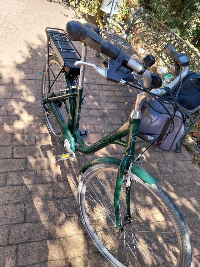 Bicicleta Eléctrica Compass