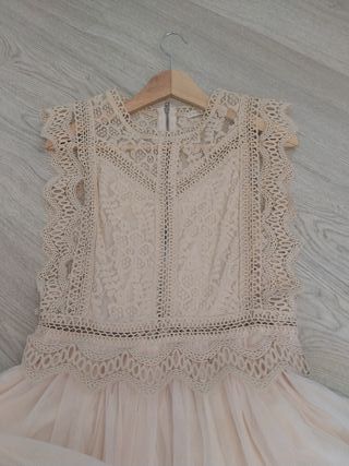 Vestido fiesta encaje beige Talla M