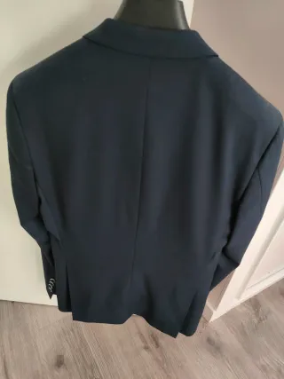 Traje de hombre azul