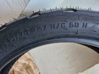 Neumático Metzeler 150/70 R17 69H TL
