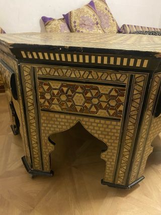 Mesa de salón tunecina artesanal