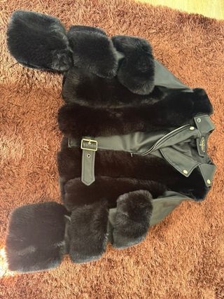 Cazadora Biker Polipiel  y pelo sintético 