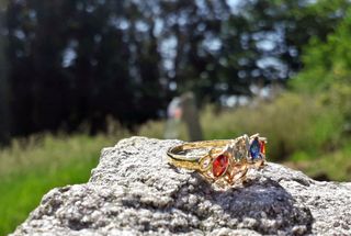 Anillo Chapado Oro Cristales Multicolor