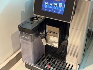 Cafetera Delonghi Primadonna Soul